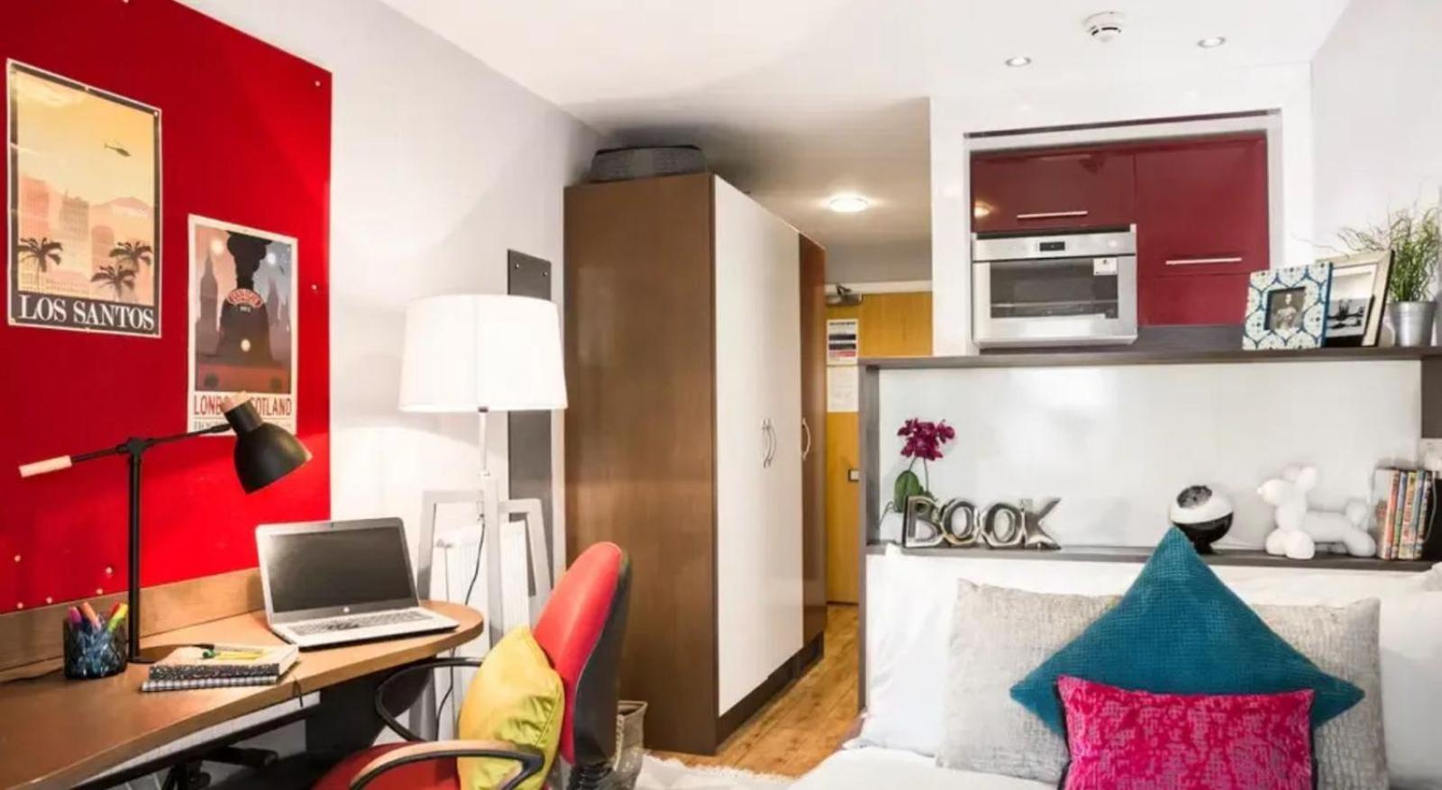 Appartamento Student Only, Private In Londra