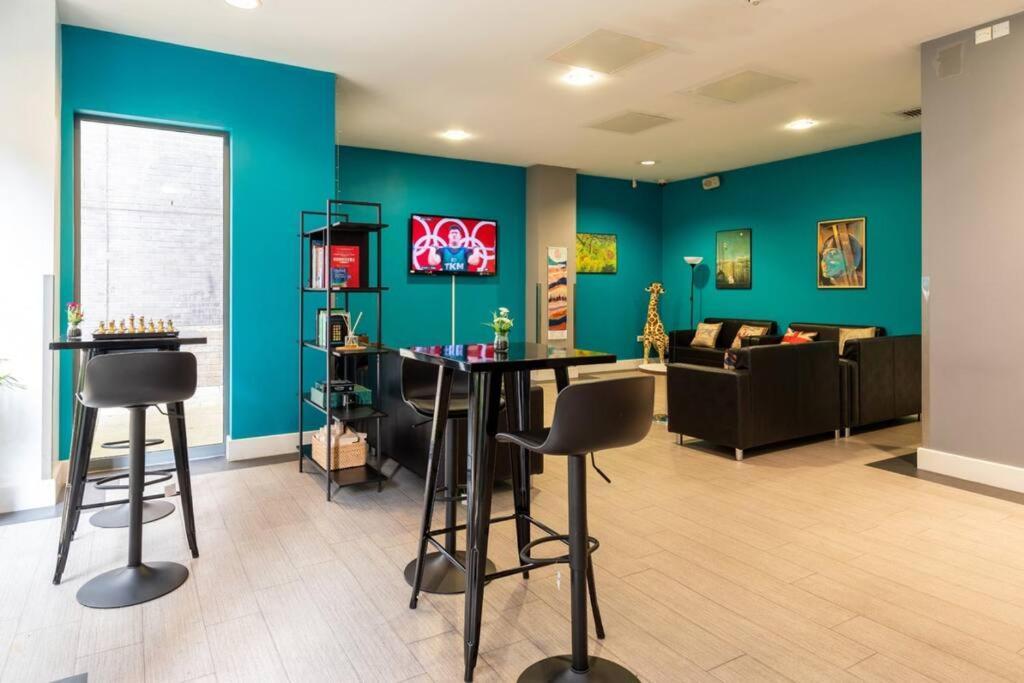 Student Only, Private In Apartment